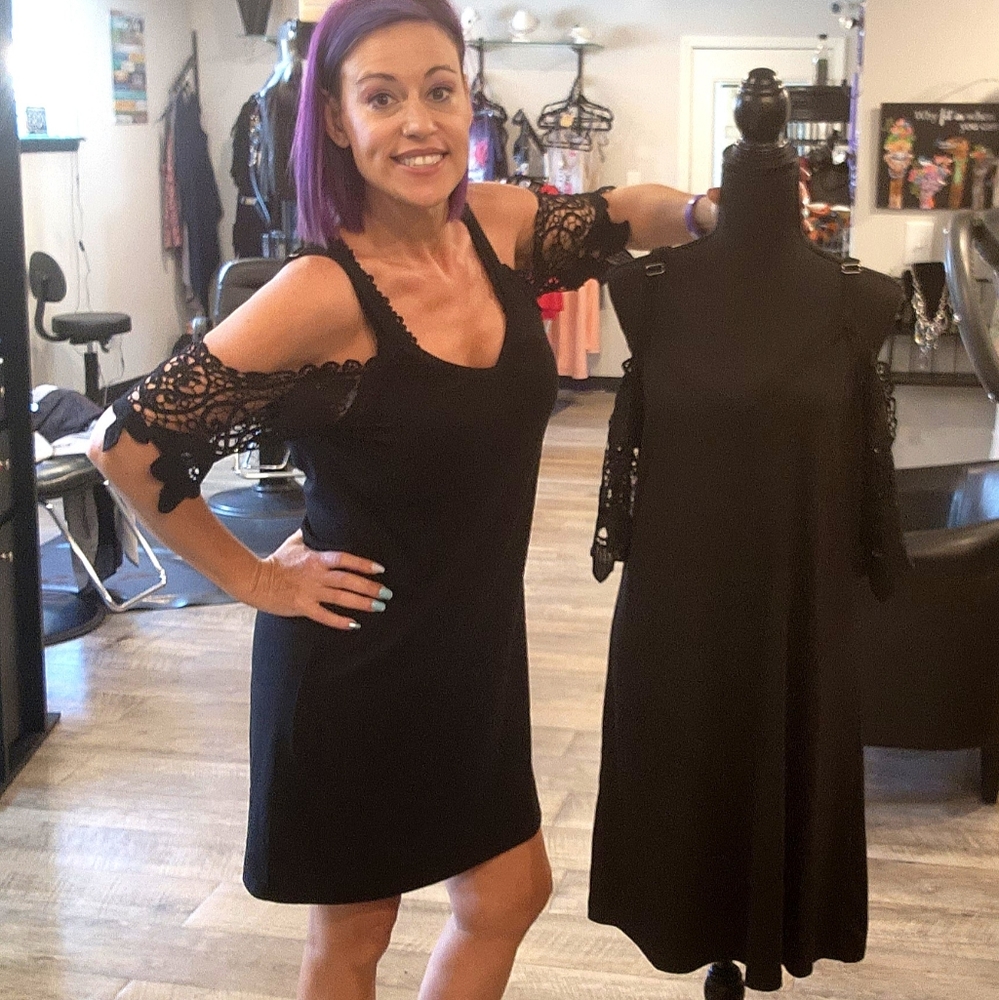 Black/Lace sleeves/cold shoulder cotton summer dress